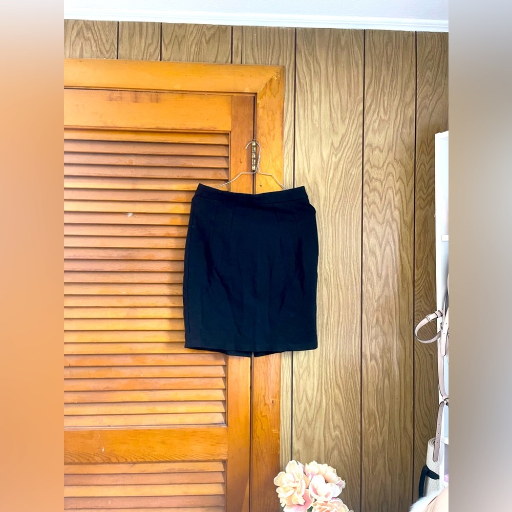 Basic black pencil skirt